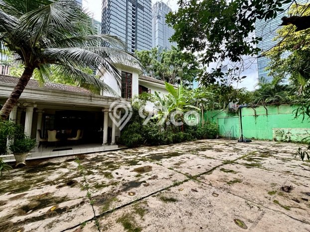 Ready to Use! Premium House LT 1429m2 Desain Elegan di scbd Ready to Use! Premium House LT 1429m2 Desain Elegan di scbd