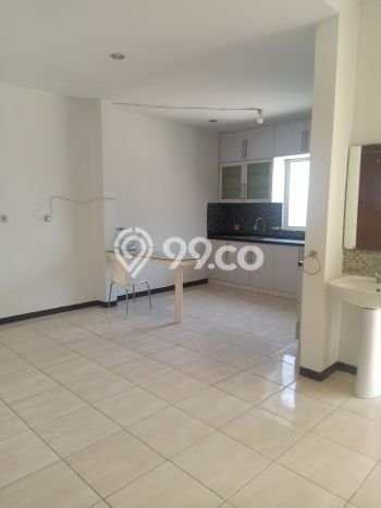 Disewakan! Rumah 5 Kamar Tidur &
3 Kamar Mandi di Kota Baru Parahyangan, Bandung Disewakan! Rumah 5 Kamar Tidur &
3 Kamar Mandi di Kota Baru Parahyangan, Bandung