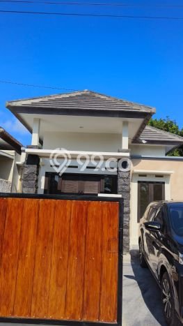 DIJUAL CEPAT! Rumah Nyaman area , Badung, LT 100m2m² Bangunan 60m2m² BISA KPR! DIJUAL CEPAT! Rumah Nyaman area , Badung, LT 100m2m² Bangunan 60m2m² BISA KPR!