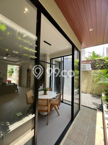 Ready to Use! Luxury House LT 100m2 Desain Elegan di Nusa Dua Ready to Use! Luxury House LT 100m2 Desain Elegan di Nusa Dua