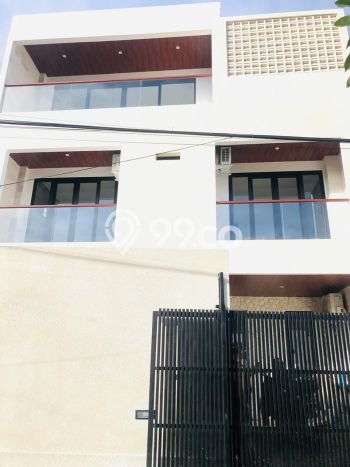 Rumah sewa siap pakai 3 KT di Kerobokan, Badung Rumah sewa siap pakai 3 KT di Kerobokan, Badung