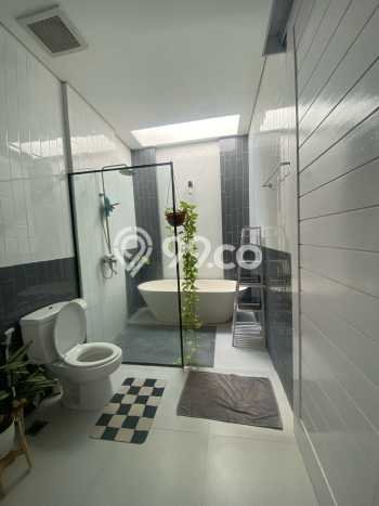 Vila Kawasan , Area 0m2m², Akses ke Pusat Kota, Available Vila Kawasan , Area 0m2m², Akses ke Pusat Kota, Available