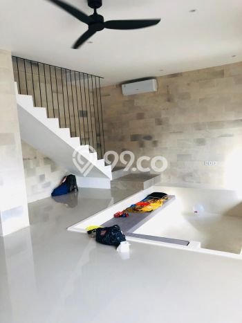 Rumah sewa siap pakai 3 KT di Kerobokan, Badung Rumah sewa siap pakai 3 KT di Kerobokan, Badung