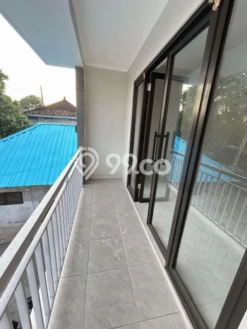 KAWASAN KOMERSIAL! Ruko Disewakan Kawasan Denpasar Timur, Luas 63m², Lokasi Strategis KAWASAN KOMERSIAL! Ruko Disewakan Kawasan Denpasar Timur, Luas 63m², Lokasi Strategis