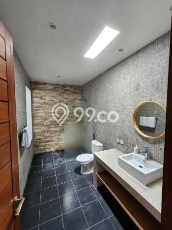 Rumah Luxury Modern Siap Huni di Kerobokan Badung Rumah Luxury Modern Siap Huni di Kerobokan Badung