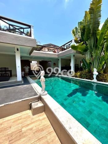 Rumah Terawat di Mengwi, Badung, Luas 1000m2m² Bangunan 700m2m² DIJUAL CEPAT! Rumah Terawat di Mengwi, Badung, Luas 1000m2m² Bangunan 700m2m² DIJUAL CEPAT!