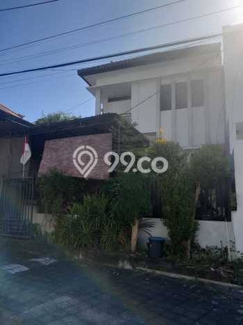 Rumah Luas Asri 5 KT Siap Pakai di Jimbaran Badung Rumah Luas Asri 5 KT Siap Pakai di Jimbaran Badung