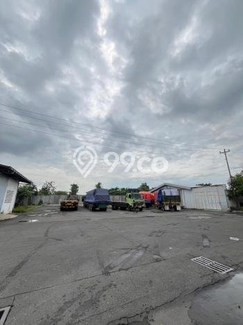 Unit Gudang Dijual di Jebres Solo Luas Bangunan 1460m2 Unit Gudang Dijual di Jebres Solo Luas Bangunan 1460m2