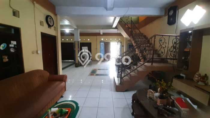 Dijual Rumah Kost di Wonodri, Semarang, 12 KT, 12 KM, Bangunan 300m2 Dijual Rumah Kost di Wonodri, Semarang, 12 KT, 12 KM, Bangunan 300m2