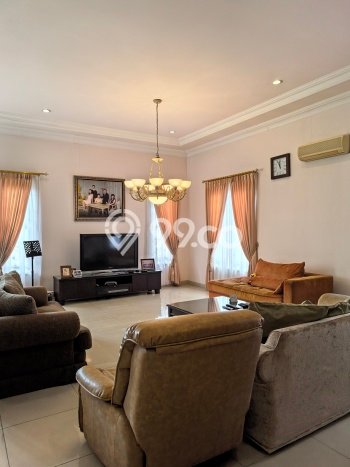 Rumah Luxury Modern Tanpa Renovasi di Panglima Polim Jakarta Selatan Rumah Luxury Modern Tanpa Renovasi di Panglima Polim Jakarta Selatan