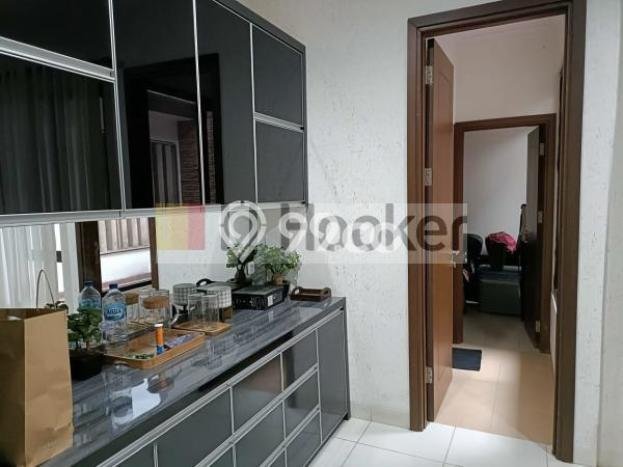 Siap Huni Hunian Elit 3 Kamar di Serpong Dekat ke Mana Pun Siap Huni Hunian Elit 3 Kamar di Serpong Dekat ke Mana Pun
