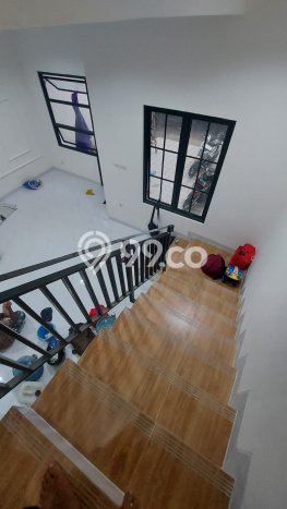 Jual Rumah Strategis Bagus Punya 3 KT di Serpong Tangerang Selatan SHM Jual Rumah Strategis Bagus Punya 3 KT di Serpong Tangerang Selatan SHM