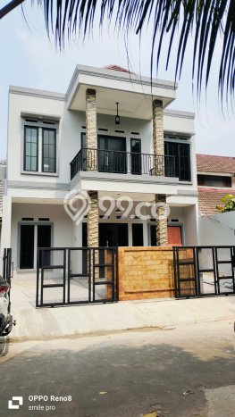 Siap Huni Rumah Mewah 3 Kamar di Serpong Dekat ke Mana Pun Siap Huni Rumah Mewah 3 Kamar di Serpong Dekat ke Mana Pun