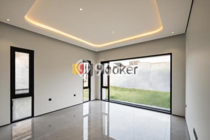 Rumah Elit Modern Siap Huni di BSD City Tangerang Rumah Elit Modern Siap Huni di BSD City Tangerang