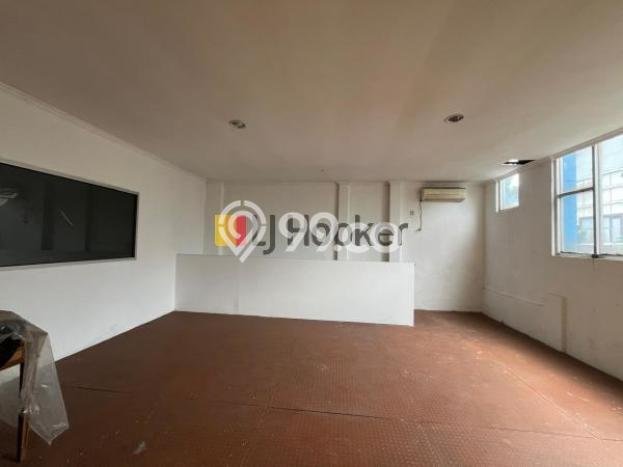 Unit Gudang Dijual di Serpong Tangerang Selatan Luas Tanah 486m2, Luas Bangunan 369m2 Unit Gudang Dijual di Serpong Tangerang Selatan Luas Tanah 486m2, Luas Bangunan 369m2