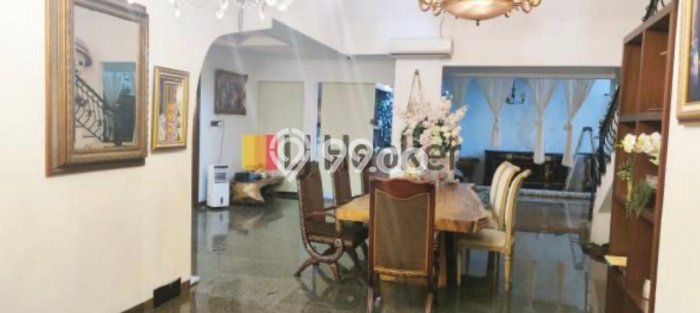 Rumah Mewah Siap Huni LT 344m2 di Serpong, Tangerang Selatan Rumah Mewah Siap Huni LT 344m2 di Serpong, Tangerang Selatan