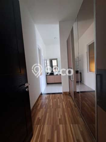 Hunian Elit LB 600m2 Siap Pakai Desain Elegan di Alam Sutera, Tangerang Hunian Elit LB 600m2 Siap Pakai Desain Elegan di Alam Sutera, Tangerang