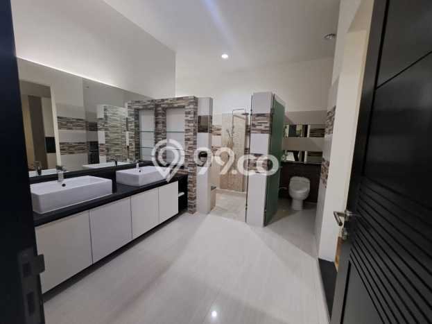 Hunian Elit LB 600m2 Siap Pakai Desain Elegan di Alam Sutera, Tangerang Hunian Elit LB 600m2 Siap Pakai Desain Elegan di Alam Sutera, Tangerang
