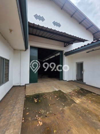 Unit Gudang Paling Strategis di Cipondoh Tangerang dengan LB 750m2 Unit Gudang Paling Strategis di Cipondoh Tangerang dengan LB 750m2