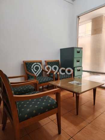 Ruko Dijual di Tangerang Selatan LT 40m2 & LB 78m2 Lokasi Terbaik! Ruko Dijual di Tangerang Selatan LT 40m2 & LB 78m2 Lokasi Terbaik!