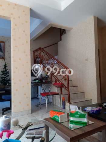 Rumah Modern 2 KT di Taman Palem Jakarta Barat Unfurnished Rumah Modern 2 KT di Taman Palem Jakarta Barat Unfurnished