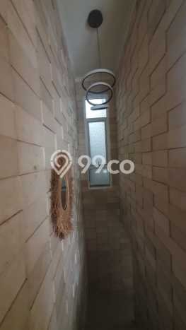 Rumah Modern 2 KT di Taman Surya Jakarta Barat Semi Furnished Rumah Modern 2 KT di Taman Surya Jakarta Barat Semi Furnished