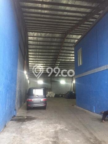 LOKASI STRATEGIS! Gudang Kawasan Depok I, Luas 510m², Keramaian Tinggi LOKASI STRATEGIS! Gudang Kawasan Depok I, Luas 510m², Keramaian Tinggi