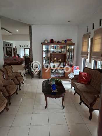 Jual Rumah Luas Megah Dengan View Cantik di Fatmawati, Jakarta Selatan Jual Rumah Luas Megah Dengan View Cantik di Fatmawati, Jakarta Selatan