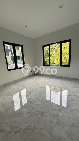 Ready to Use! Premium House LT 300m2 Desain Elegan di BSD Puspita Loka Ready to Use! Premium House LT 300m2 Desain Elegan di BSD Puspita Loka