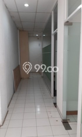 Kantor Usaha Dijual di Kebon Jeruk Jakarta Barat LT 63m2 & LB 284m2 Kantor Usaha Dijual di Kebon Jeruk Jakarta Barat LT 63m2 & LB 284m2