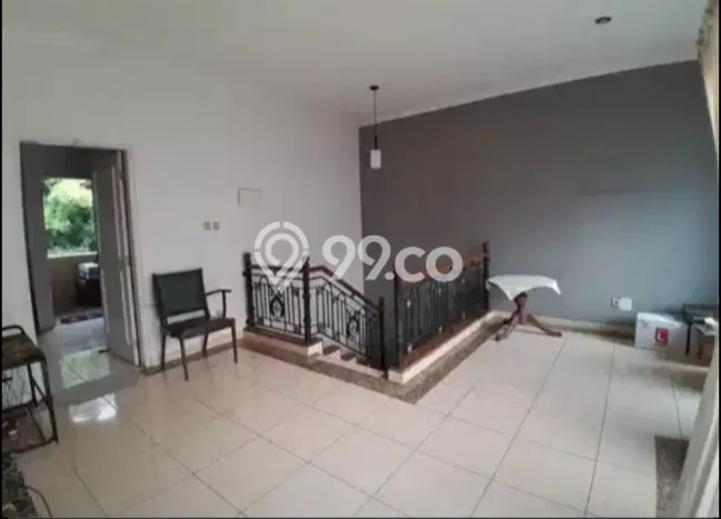 Hunian Mewah Siap Huni LT 220m2 di Ciputat, Tangerang Selatan Hunian Mewah Siap Huni LT 220m2 di Ciputat, Tangerang Selatan