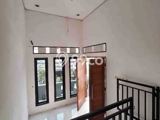 Rumah Luxury Modern Tanpa Renovasi di Tanah Kusir Jakarta Selatan Rumah Luxury Modern Tanpa Renovasi di Tanah Kusir Jakarta Selatan