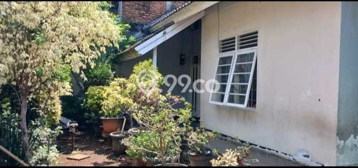 Rumah Luas Asri 5 KT Siap Pakai di Cipadu Tangerang Rumah Luas Asri 5 KT Siap Pakai di Cipadu Tangerang