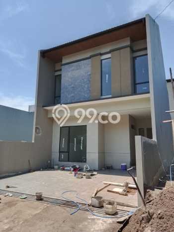 For Sale! Luxury House LT 147m2 Desain Elegan di Mekar Wangi For Sale! Luxury House LT 147m2 Desain Elegan di Mekar Wangi