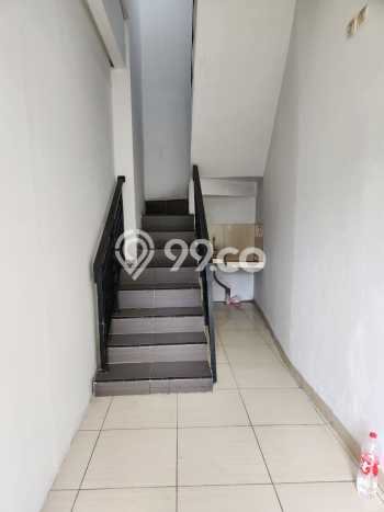 HARGA BERSAING! Ruko di Kiaracondong, Luas 300m2m², Area Komersial HARGA BERSAING! Ruko di Kiaracondong, Luas 300m2m², Area Komersial