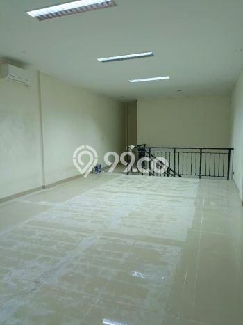 Ruko Lokasi Bisnis di Summarecon Bandung, Luas 188m², Jalur Utama Ruko Lokasi Bisnis di Summarecon Bandung, Luas 188m², Jalur Utama