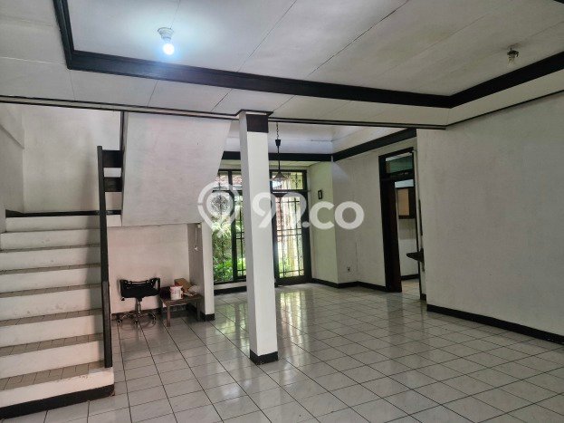 Disewakan! Rumah 6 Kamar Tidur &
4 Kamar Mandi di Surya Sumantri, Bandung Disewakan! Rumah 6 Kamar Tidur &
4 Kamar Mandi di Surya Sumantri, Bandung