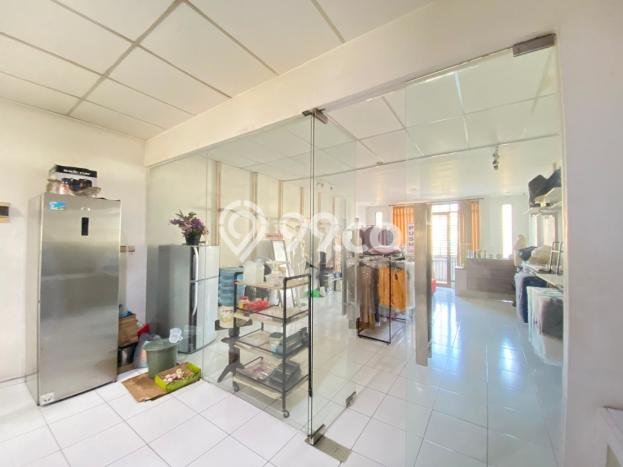 Ruko Kawasan Mekar Wangi, Luas 210m², Jalan Strategis, Siap Bisnis Ruko Kawasan Mekar Wangi, Luas 210m², Jalan Strategis, Siap Bisnis