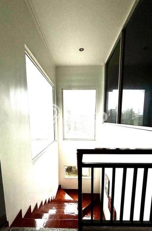 Dijual Rumah Luas Elegan Dengan View Cantik di Cibubur, Jakarta Timur Dijual Rumah Luas Elegan Dengan View Cantik di Cibubur, Jakarta Timur