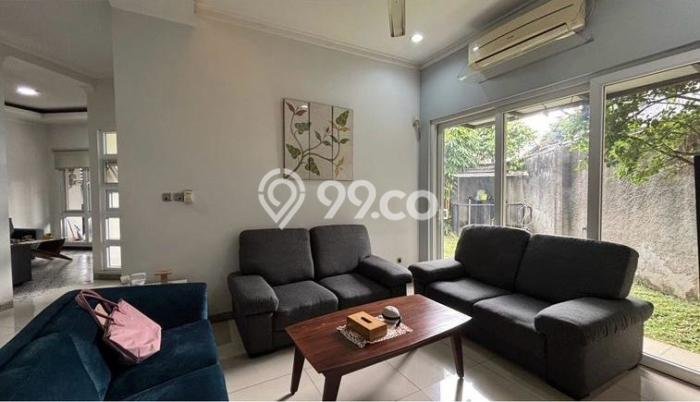 Dijual Rumah Luas Elegan Dengan View Cantik di Cibubur, Jakarta Timur Dijual Rumah Luas Elegan Dengan View Cantik di Cibubur, Jakarta Timur