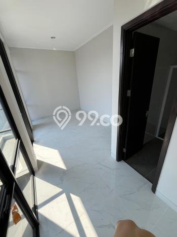 PRIME PROPERTY! Rumah di Pantai Indah Kapuk 2, 3 KM, Lingkungan Elite, Luas 90m2m² LB 136m2m² PRIME PROPERTY! Rumah di Pantai Indah Kapuk 2, 3 KM, Lingkungan Elite, Luas 90m2m² LB 136m2m²