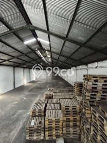 For Rent Gudang di Singosari, Luas 1000m2m², Lokasi Premium, Ready Pakai For Rent Gudang di Singosari, Luas 1000m2m², Lokasi Premium, Ready Pakai