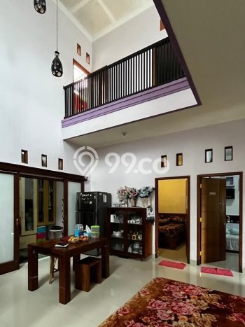 PENAWARAN TERBAIK! Rumah Strategis di Magelang Utara, LT 185m² Bangunan 230m² PENAWARAN TERBAIK! Rumah Strategis di Magelang Utara, LT 185m² Bangunan 230m²