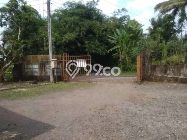 HOT LISTING! Rumah Nyaman di Salaman, LT 1215m2m² LB 500m2m² HOT LISTING! Rumah Nyaman di Salaman, LT 1215m2m² LB 500m2m²