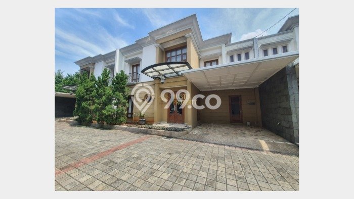 Rumah Elit Modern Tanpa Renovasi di Lenteng Agung Jakarta Selatan Rumah Elit Modern Tanpa Renovasi di Lenteng Agung Jakarta Selatan