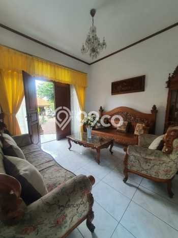 Jual Rumah Luas Megah Dengan View Eksklusif di Lenteng Agung, Jakarta Selatan Jual Rumah Luas Megah Dengan View Eksklusif di Lenteng Agung, Jakarta Selatan