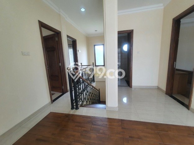 Rumah Elit Modern Tanpa Renovasi di Lenteng Agung Jakarta Selatan Rumah Elit Modern Tanpa Renovasi di Lenteng Agung Jakarta Selatan