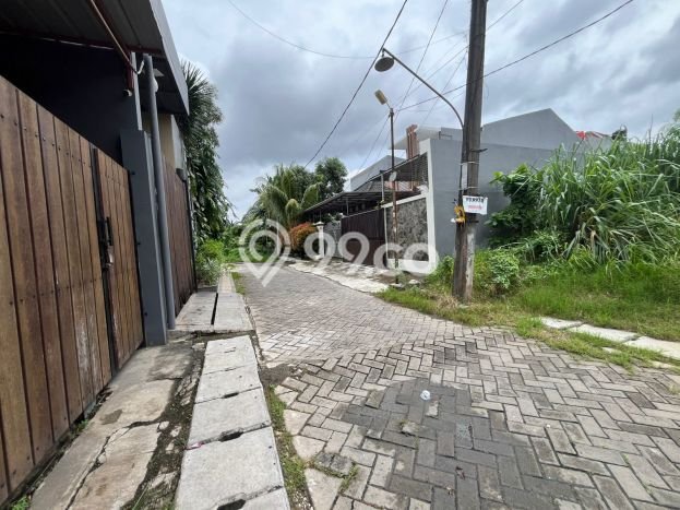 Tanah Siap Bangun Dijual di Tangerang Punya Luas 165m2 Tanah Siap Bangun Dijual di Tangerang Punya Luas 165m2