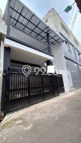 Dijual Rumah 7 Kamar Lokasi Ideal Bagus dan Strategis di Duren Sawit Dijual Rumah 7 Kamar Lokasi Ideal Bagus dan Strategis di Duren Sawit