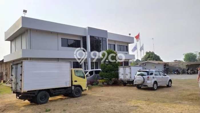 Area Ramai! Pabrik Dijual di Purwasari untuk Bisnis Luas Bangunan 400m2 Area Ramai! Pabrik Dijual di Purwasari untuk Bisnis Luas Bangunan 400m2